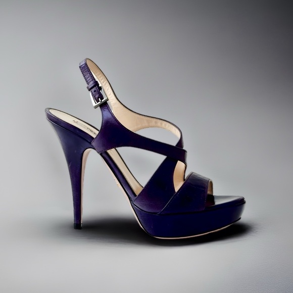 Prada Leather Cutout Accent Slingback Heels Size 7.5 👠 - Picture 4 of 12